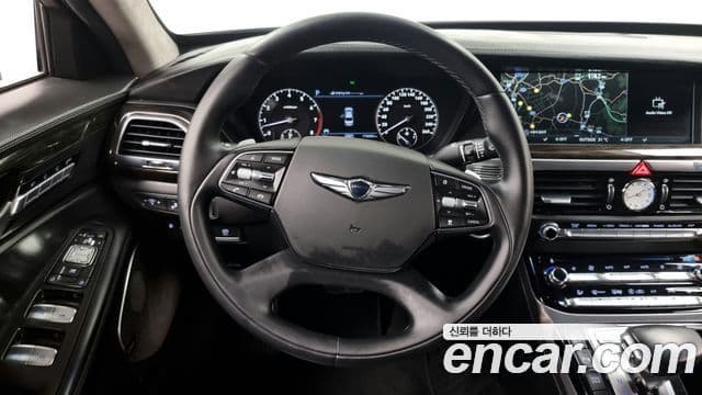 Genesis EQ900 Prestige, 2016 13