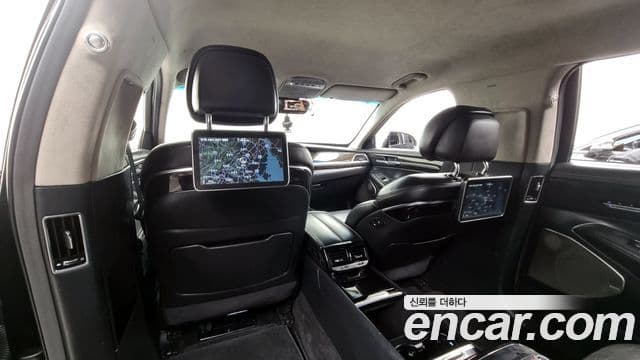 Genesis EQ900 Prestige, 2016 18