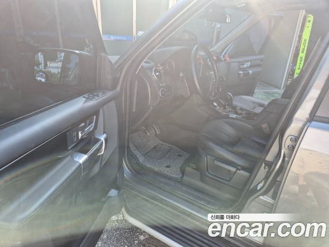 Land Rover Discovery 4 2.7 TDV6 SE, 2010 7