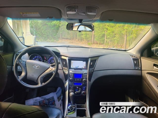 Hyundai YF Sonata Luxury, 2011 7