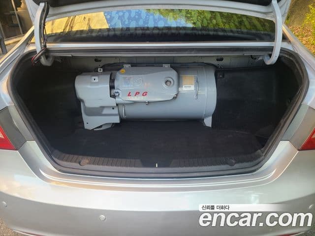 Hyundai YF Sonata Luxury, 2011 16