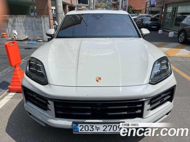 Porsche Cayenne (PO536), 2024 2