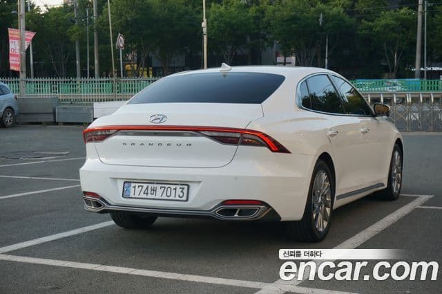 Hyundai The / новый New Grandeur IG гибрид Calligraphy, 2022 4