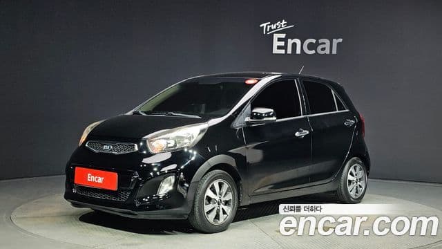 Kia All New Morning Deluxe Trendy, 2014 1