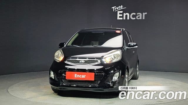 Kia All New Morning Deluxe Trendy, 2014 3