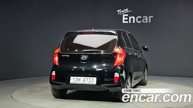 Kia All New Morning Deluxe Trendy, 2014 4