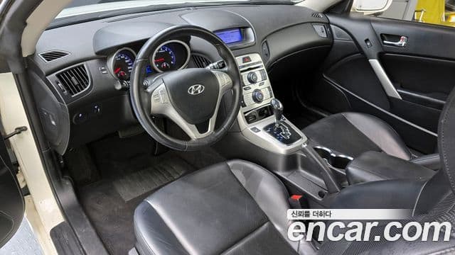 Hyundai Genesis купе 200 турбо P, 2009 7