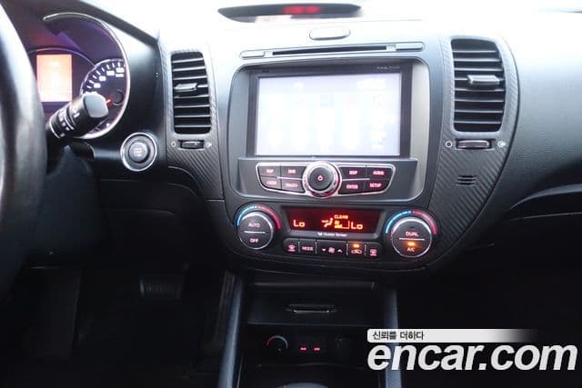 Kia K3 Trendy, 2013 8