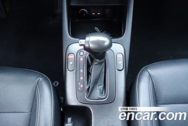 Kia K3 Trendy, 2013 10