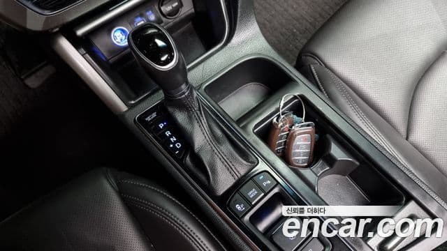 Hyundai LF Sonata 2.0 Smart, 2015 9