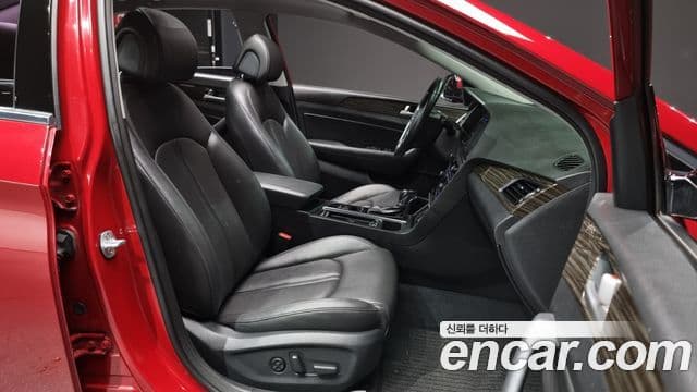 Hyundai LF Sonata 2.0 Smart, 2015 10