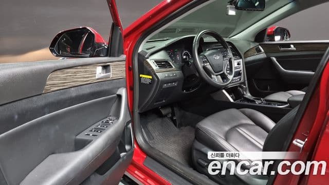 Hyundai LF Sonata 2.0 Smart, 2015 11