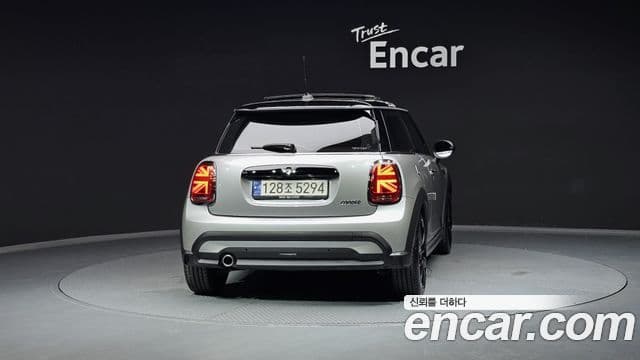 Mini Cooper 3세대, 2024 4