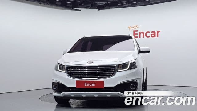 Kia All New Carnival Luxury, 2017 3