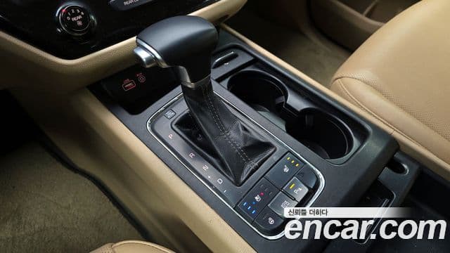 Kia All New Carnival Luxury, 2017 9