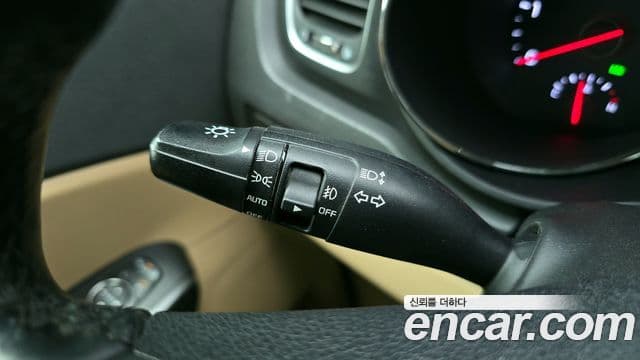 Kia All New Carnival Luxury, 2017 17