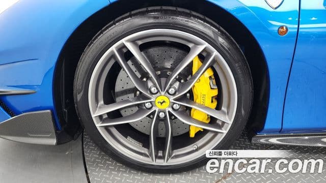 Ferrari 488 스파이더, 2018 все фото