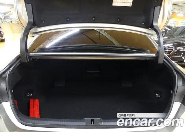 Lexus ES300h 7세대 Executive, 2025 4