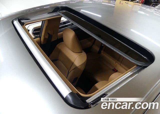 Lexus ES300h 7세대 Executive, 2025 19