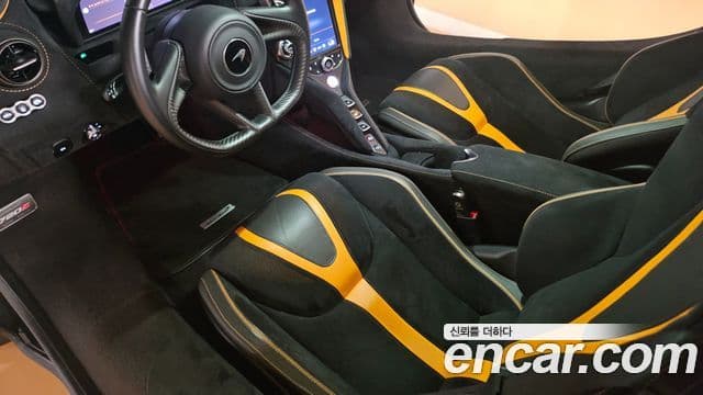 맥라렌 720S 4.0 купе, 2019 10