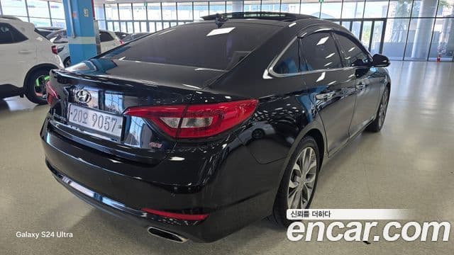 Hyundai LF Sonata Exclusive, 2015 2