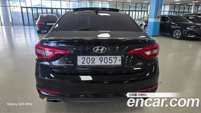 Hyundai LF Sonata Exclusive, 2015 4