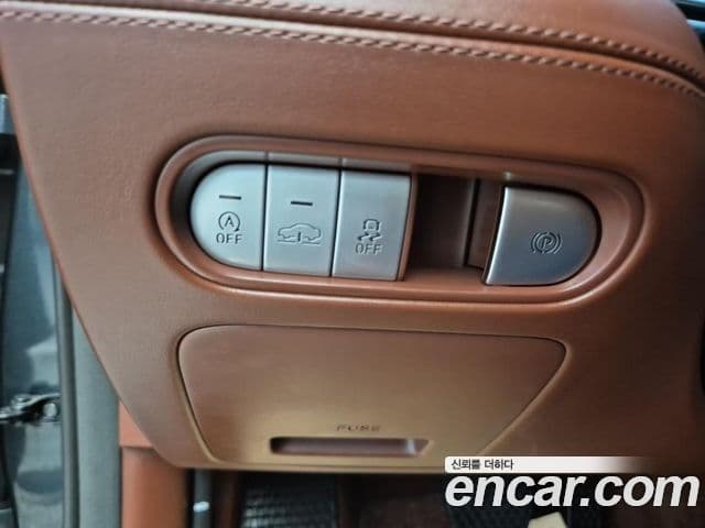 Genesis G90 (RS4) бензин 3.5 турбо AWD, 2022 18