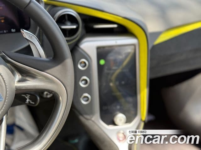 맥라렌 750S 4.0 Spyder, 2024 16