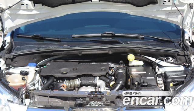 Peugeot 2008 1.6 e-HDi Felline L, 2015 6