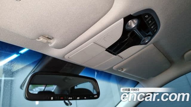 Hyundai Grandeur IG 3.0 LPi Exclusive (арендный автомобиль), 2018 17