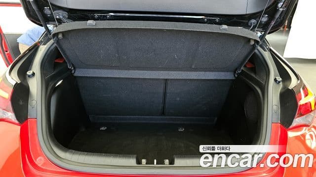 Hyundai Veloster (JS) Core, 2018 20