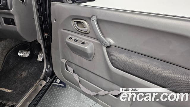 스즈키 짐니, 2007 14