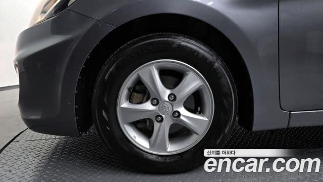 Hyundai Accent(новый кузов / новое поколение) Modern, 2015 все фото