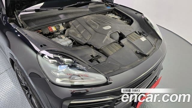 Porsche Cayenne (PO536) 3.0 купе, 2020 6