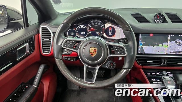 Porsche Cayenne (PO536) 3.0 купе, 2020 14