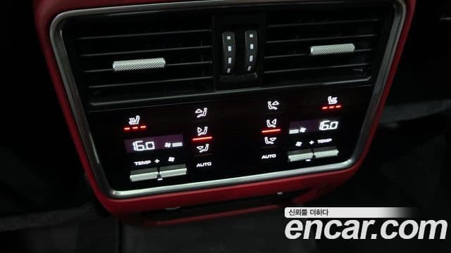 Porsche Cayenne (PO536) 3.0 купе, 2020 17