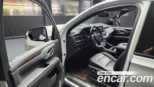 Chevrolet Suburban, 2021 10