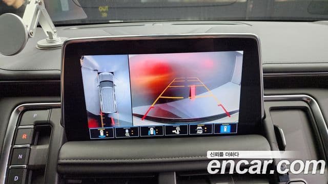 Chevrolet Suburban, 2021 15