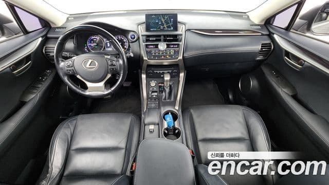 Lexus NX300h Executive, 2015 7
