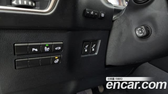 Lexus NX300h Executive, 2015 14