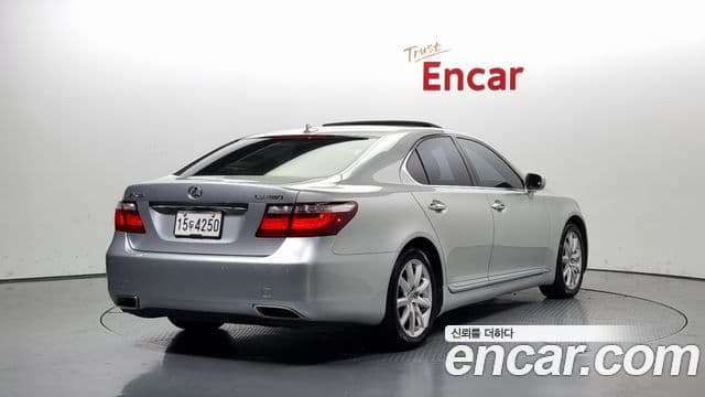 Lexus LS460L XF40, 2007 2