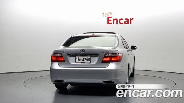 Lexus LS460L XF40, 2007 4