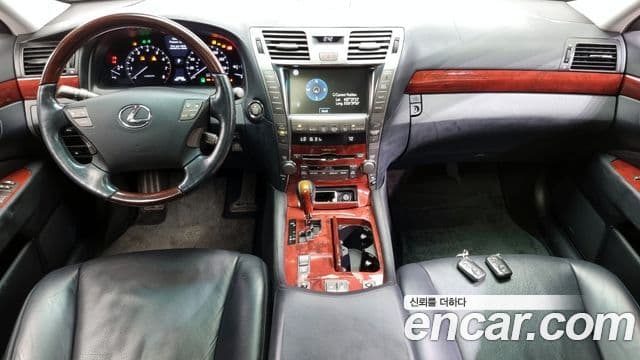 Lexus LS460L XF40, 2007 7