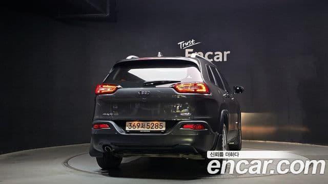 Jeep Cherokee(KL) 2.4 Longitude high AWD, 2018 4