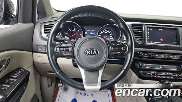 Kia All New Carnival Noblesse, 2016 15