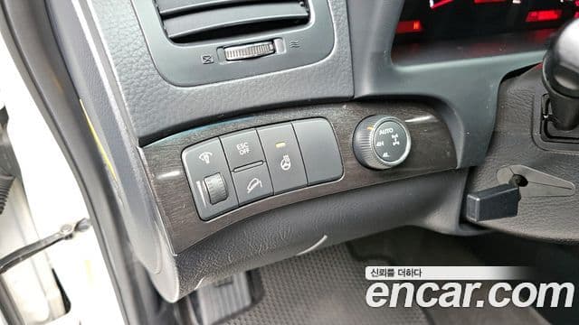 Kia Mohave 4WD QV300, 2015 17