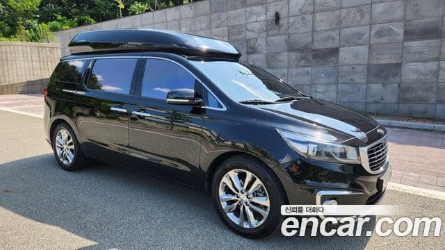 Kia All New Carnival VIP, 2016 3