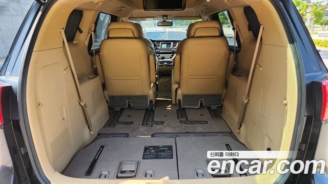 Kia All New Carnival VIP, 2016 19