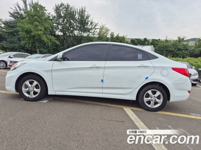 Hyundai Accent(новый кузов / новое поколение) Modern, 2015 19
