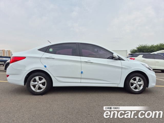 Hyundai Accent(новый кузов / новое поколение) Modern, 2015 20